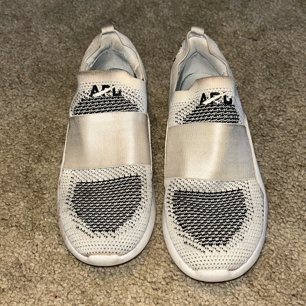 APL Sneakers